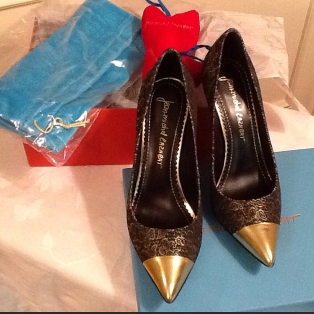 Heels - Picture 2 of 4